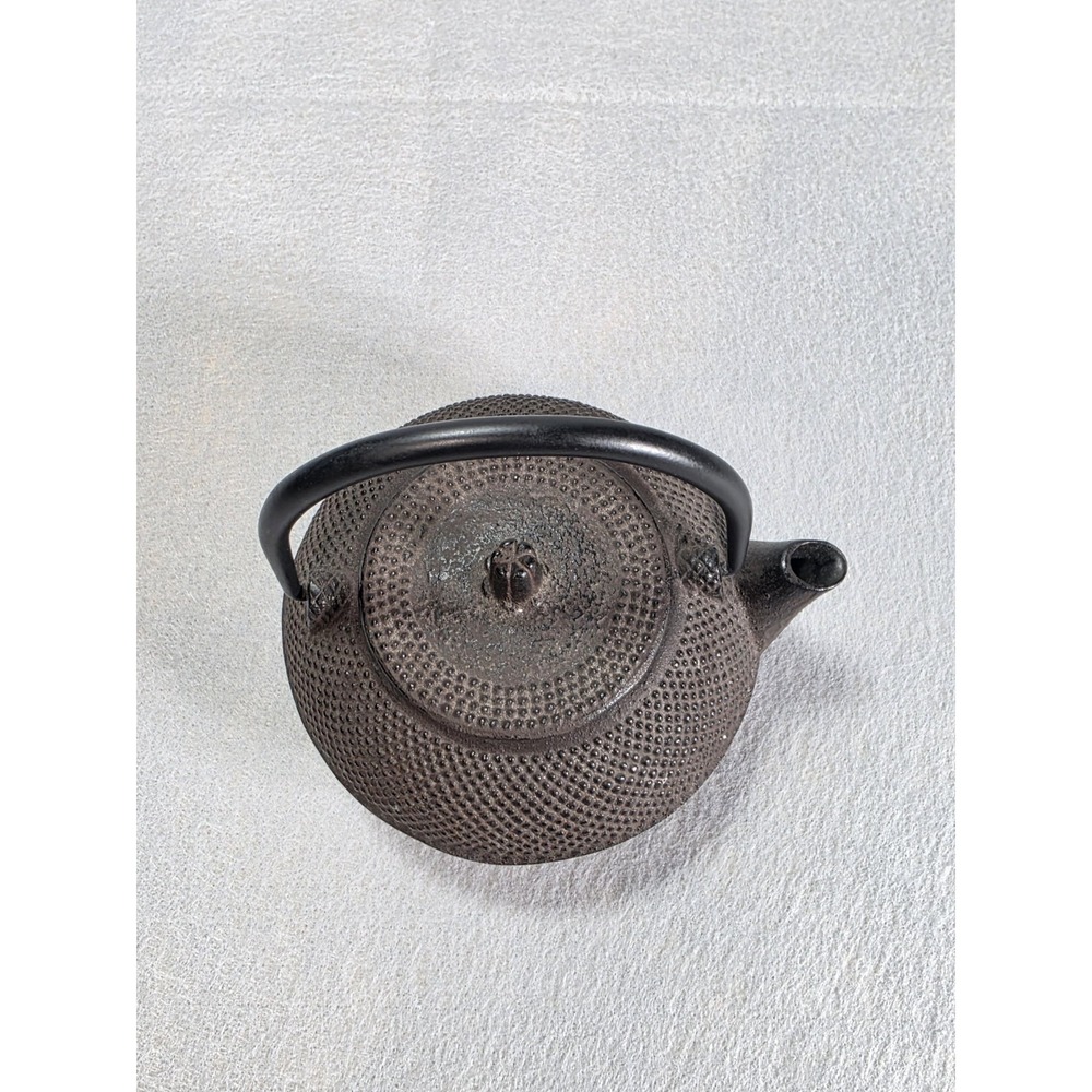 Japan Cast Iron Tea Kettle - Picture 2 of 12